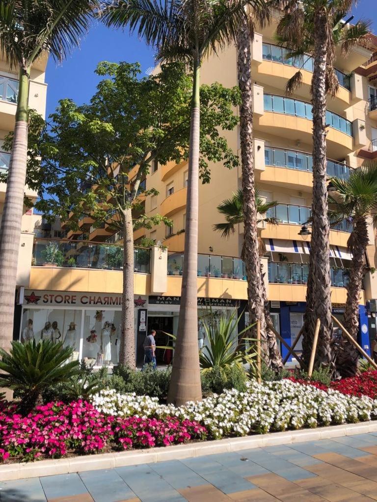 La Rada Beach Estepona Centro Bagian luar foto
